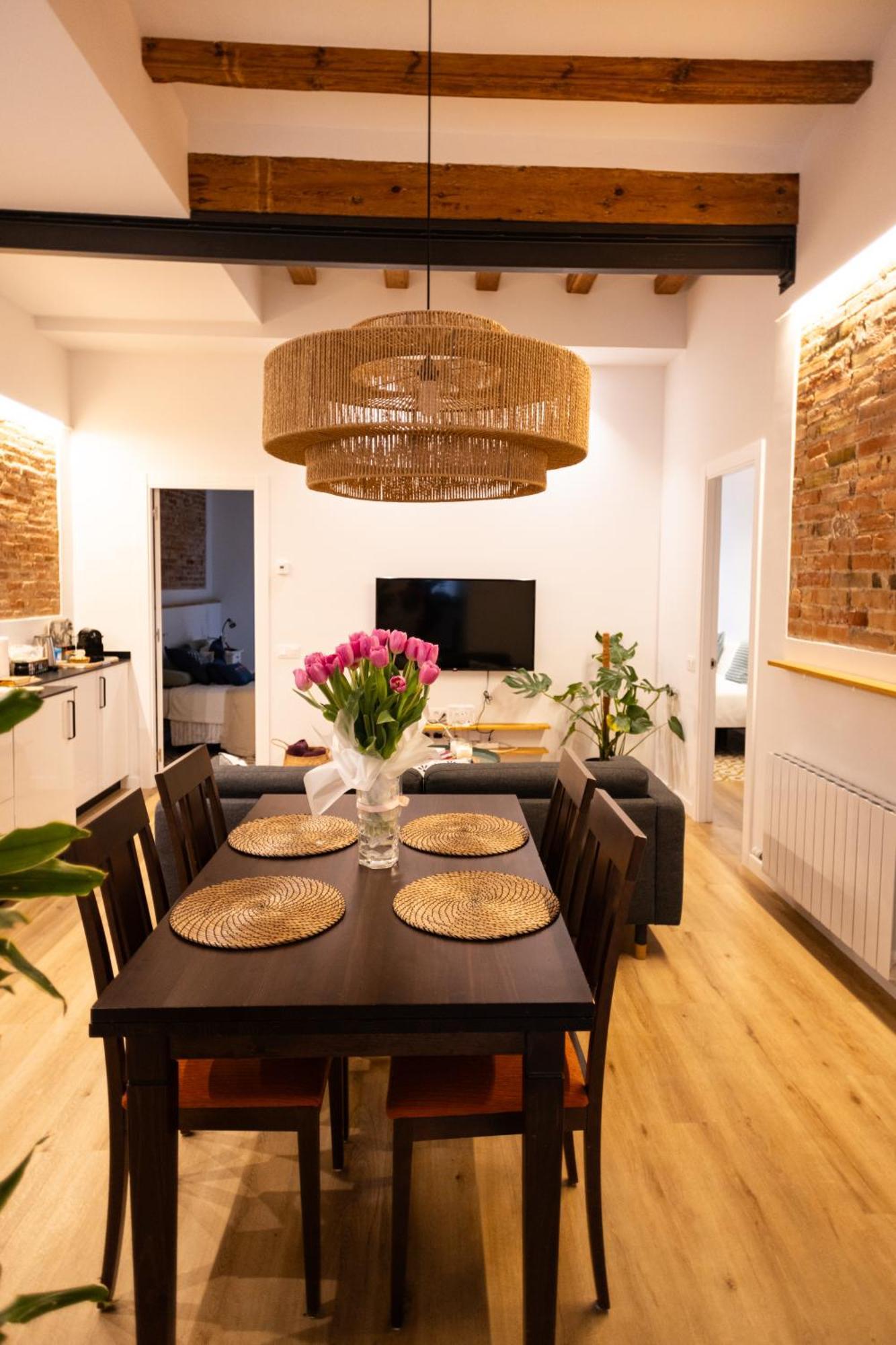 Apartament Poble Sec Charming Barcelona